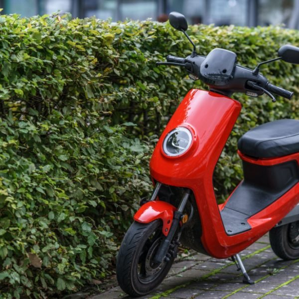 Niu scooter
